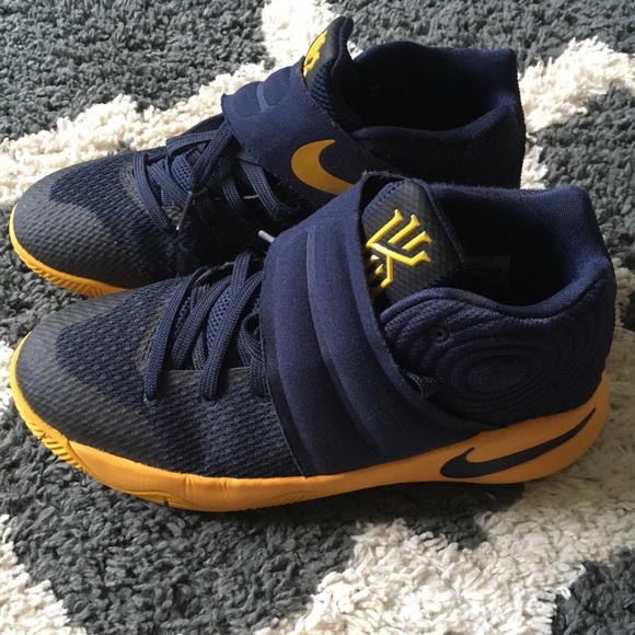 kyrie boys sneakers